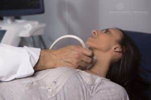 ecografia tiroidea ENDOCRINOLOGIA, Servizi, VISITE SPECIALISTICHE